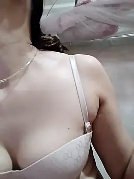 ladzy sexy online show from October 2025 03:40:01 AM