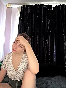 Sweet Little Lie online show from November 2025 02:43:02 AM