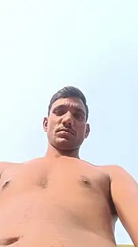 BiggerDickGuy online show from November 2025 03:50:01 AM