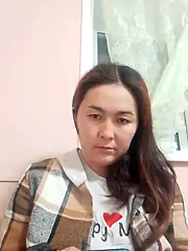 Snapshot of LunaKarina chatting on October 2025 03:42:02 PM LunaKarina online show from October 2025 03:42:02 PM