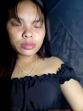 hello-cute online show from October 2025 03:58:02 PM