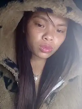 hello-cute online show from November 2025 05:57:02 PM