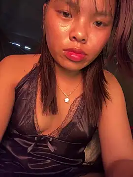 hello-cute online show from December 2025 04:29:02 AM