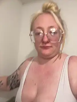 SashaMaexox online show from November 2025 08:31:01 PM