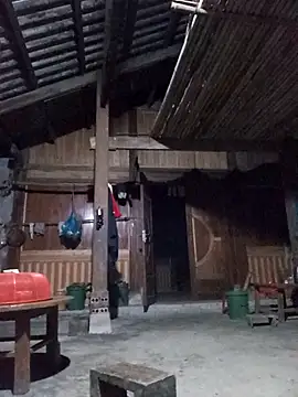 jerry-xx online show from April 2026 09:37:01 PM