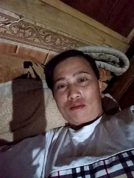 jerry-xx online show from April 2026 02:33:01 PM