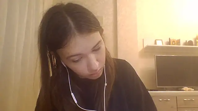 CeyaLier online show from October 2025 02:05:01 PM