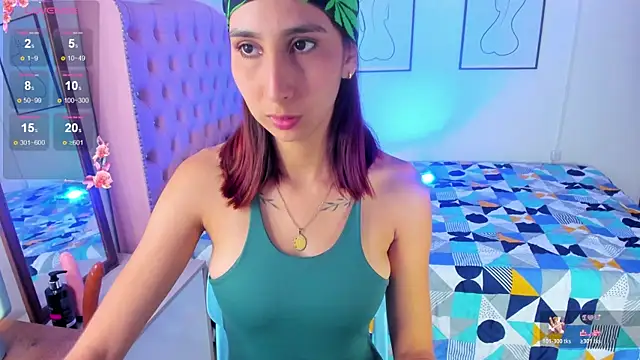 Laaura-Velez online show from April 2026 12:29:02 PM