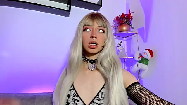 Snapshot of Oasis_Fairy chatting on December 2025 07:52:02 PM Oasis Fairy online show from December 2025 07:52:02 PM