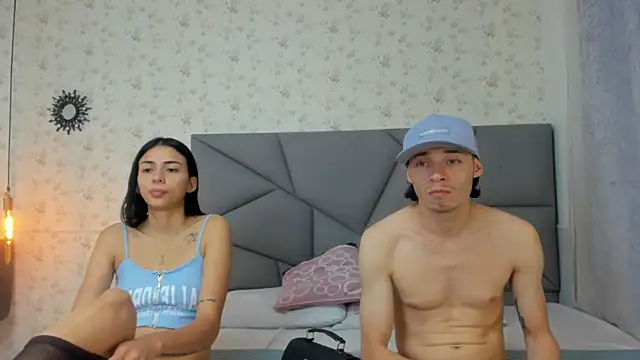 nicollandjhon online show from February 2026 11:47:02 AM