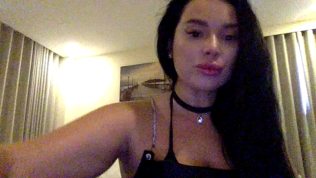 Snapshot of Fayronna chatting on February 2026 12:07:01 AM Fayronna online show from February 2026 12:07:01 AM