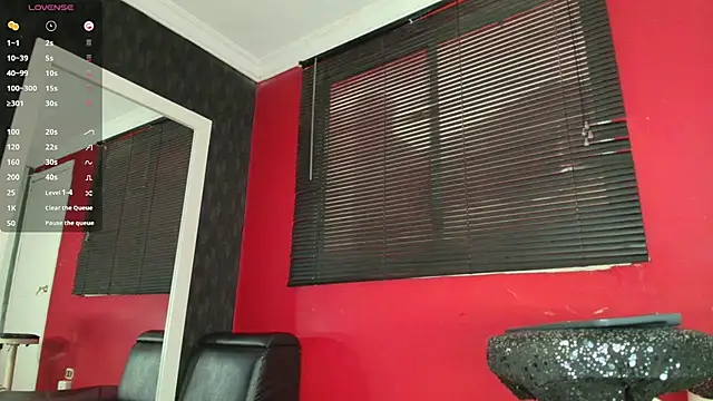 Alisson Steelersexy online show from April 2026 08:20:02 PM