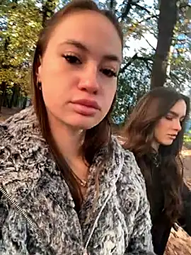 MayaGlow online show from October 2025 05:08:01 AM