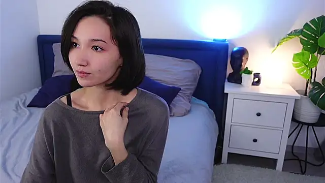 GentleMusee online show from November 2025 09:29:02 PM