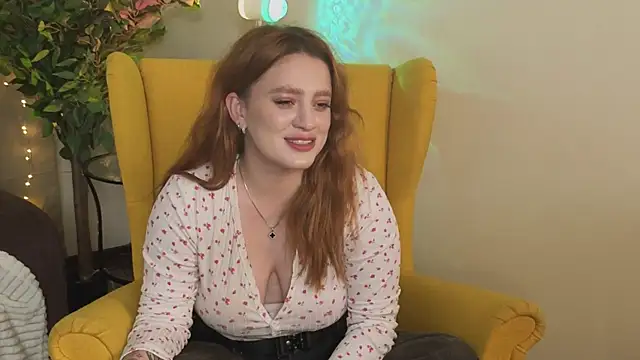 VallieLenters online show from October 2025 07:36:02 PM