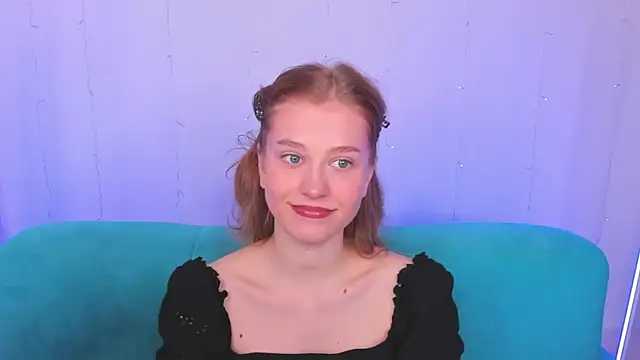 Snapshot of MaryAliceYoung chatting on October 2025 01:58:02 AM MaryAliceYoung online show from October 2025 01:58:02 AM