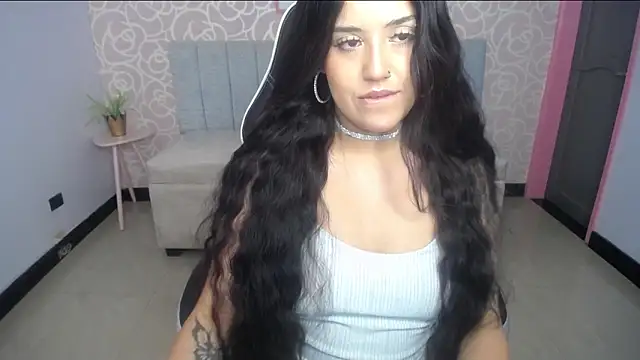 ailyn ch1 online show from October 2025 04:57:01 PM