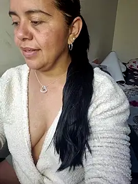 Miss  kendra  online show from December 2025 06:36:02 PM