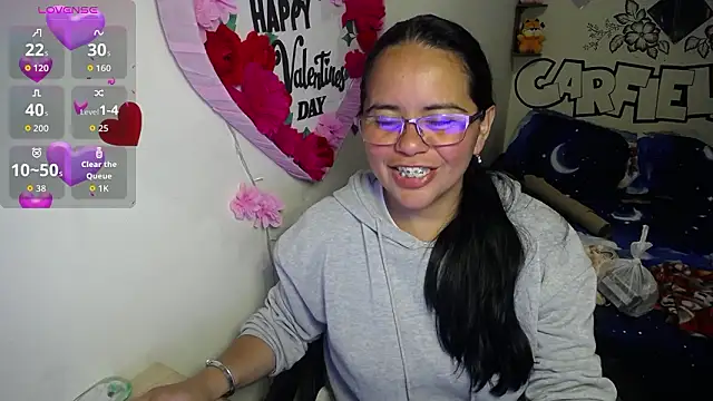 Miss  kendra  online show from March 2026 12:37:01 AM