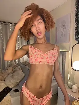 Chloe Celeste online show from December 2025 01:33:02 AM