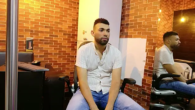 onlymen2025 online show from October 2025 07:58:01 PM