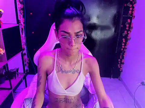 Snapshot of KarlaSlutSkinny__ chatting on February 2026 07:58:02 PM KarlaSlutSkinny online show from February 2026 07:58:02 PM