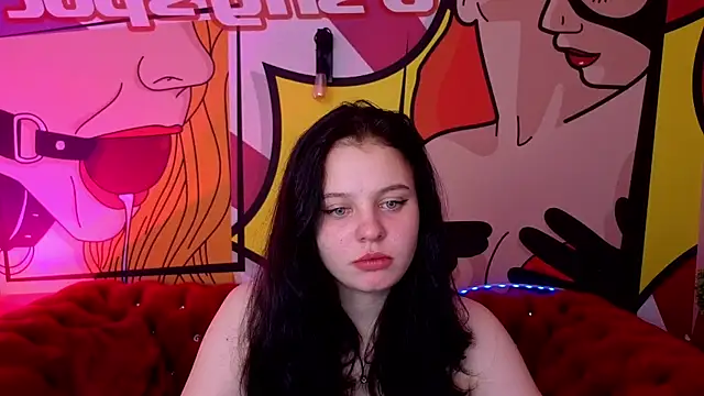 SnowWhiti online show from November 2025 01:39:01 PM