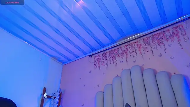 SweetRenata  online show from November 2025 11:20:02 AM