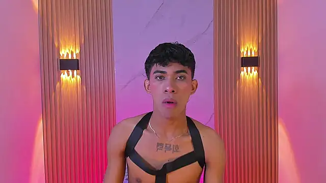 Ethan thouse online show from November 2025 06:52:01 PM