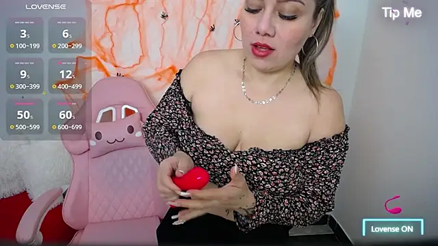 Isabella wish1 online show from October 2025 01:54:02 PM