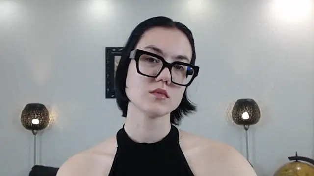 Marie Fitch online show from November 2025 01:38:02 AM