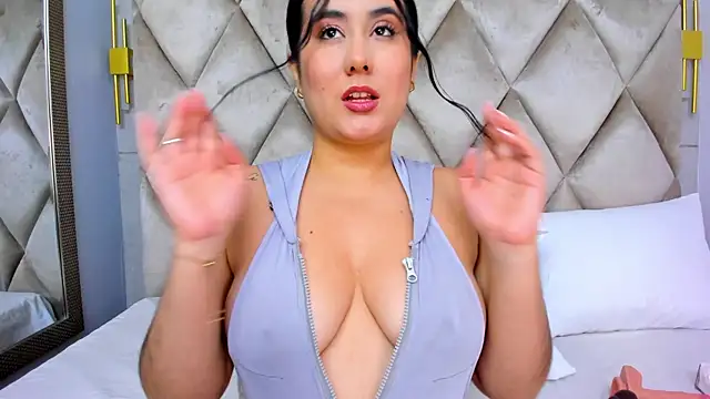 GabyParker  online show from July 2026 12:25:02 PM