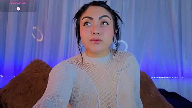 Victoria Jonhss online show from April 2026 01:58:01 AM