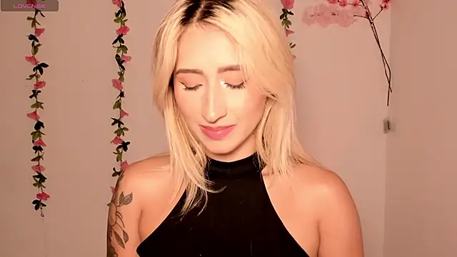 Ashleyroys 111 online show from March 2026 05:08:01 PM