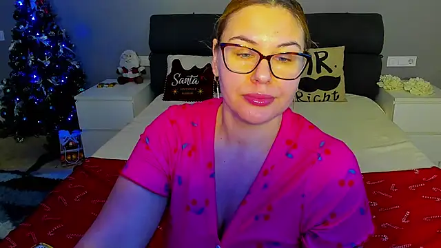 Snapshot of Passion-Blondy chatting on January 2026 08:21:02 PM Passion-Blondy online show from January 2026 08:21:02 PM