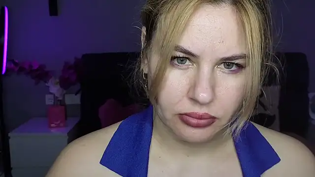 Passion-Blondy online show from April 2026 05:25:02 PM