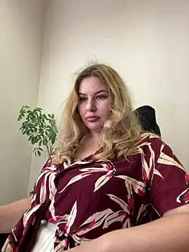 Snapshot of Passion-Blondy chatting on July 2026 08:30:02 AM Passion-Blondy online show from July 2026 08:30:02 AM