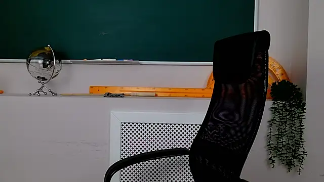 ClaireMathis online show from January 2026 02:55:02 PM