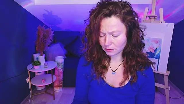 AuroraBorealis   online show from October 2025 06:34:01 AM