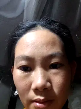 gio-thu online show from January 2026 01:57:02 PM