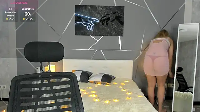 Snapshot of scent__of_woman chatting on January 2026 08:09:02 AM scent of woman online show from January 2026 08:09:02 AM