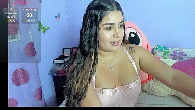 Snapshot of violeta_funny chatting on October 2025 01:42:02 AM violeta funny online show from October 2025 01:42:02 AM