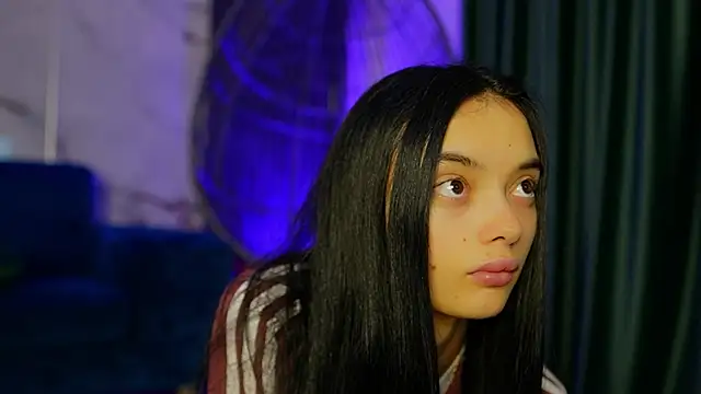 RachelRavee online show from October 2025 04:01:02 AM