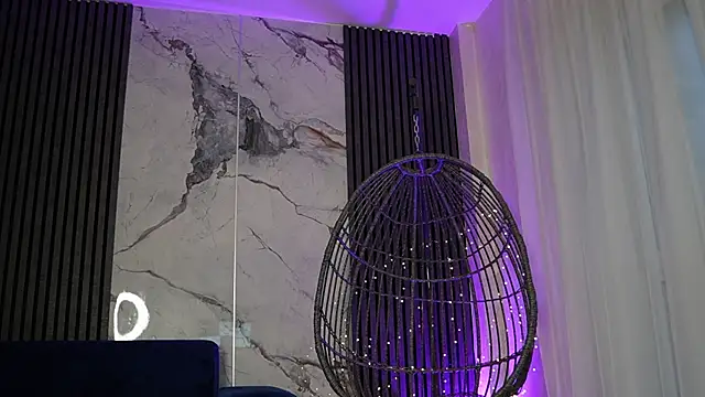 RachelRavee online show from November 2025 05:18:01 AM