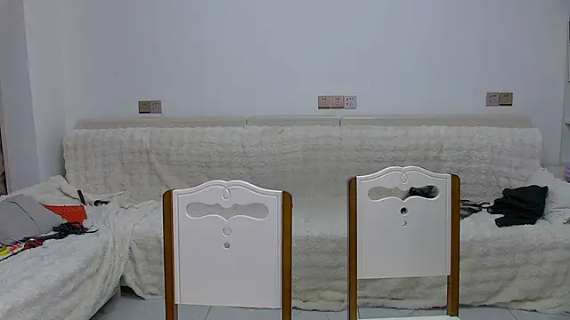 KK-cuteboy online show from February 2026 10:43:01 AM