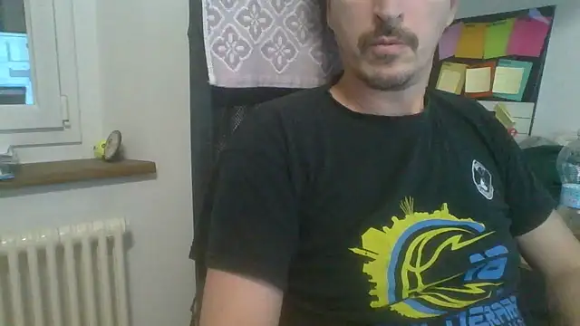 Kawayleo online show from October 2025 03:35:02 PM