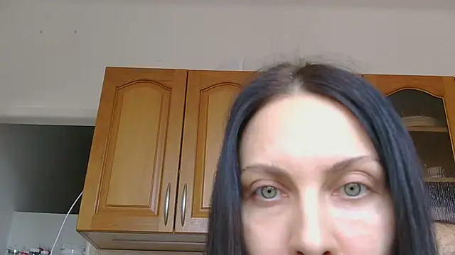 Olivarra online show from March 2026 11:34:02 AM