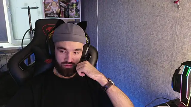 Nik Namee online show from November 2025 01:06:01 PM