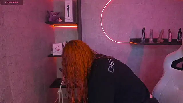 irisfeitan online show from October 2025 10:25:01 AM