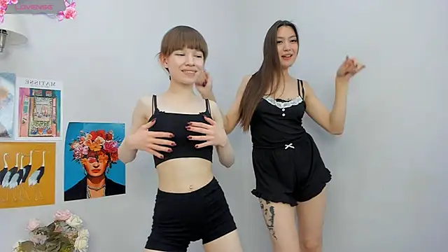 PearlMystic online show from November 2025 08:02:02 AM